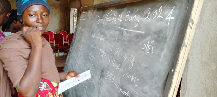 Une apprenante en nulíbíe